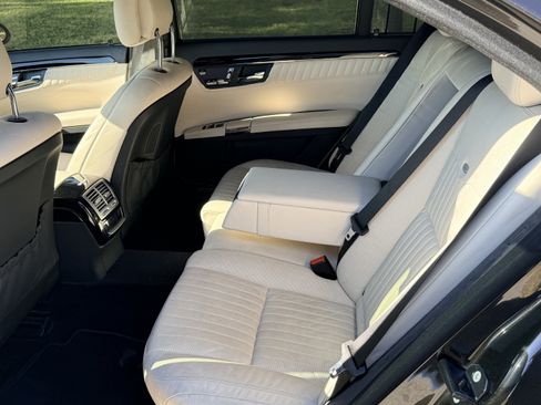 Used 2009 Mercedes-Benz S 550 image 23