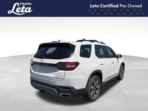 Used 2025 Honda Pilot Elite image 5