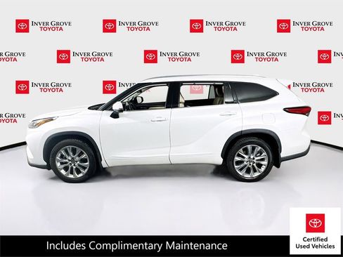 Certified 2022 Toyota Highlander Limited image 8