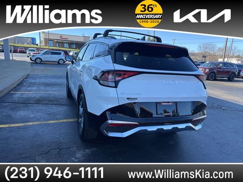 Used 2024 Kia Sportage SX FWD image 10