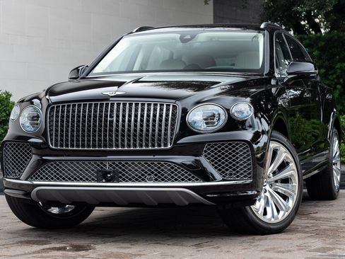 Used 2024 Bentley Bentayga Extended Wheelbase image 50