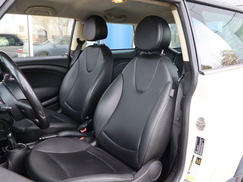 Used 2013 MINI Cooper Hardtop image 10