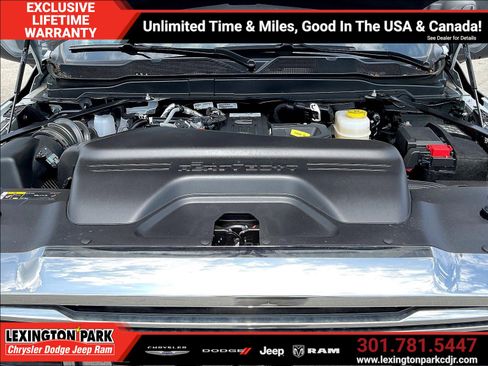New 2026 RAM 2500 Laramie AWD/4WD image 11
