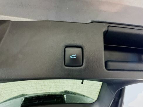 Used 2024 Ford Escape ST-Line w/ Cold Weather Package image 28