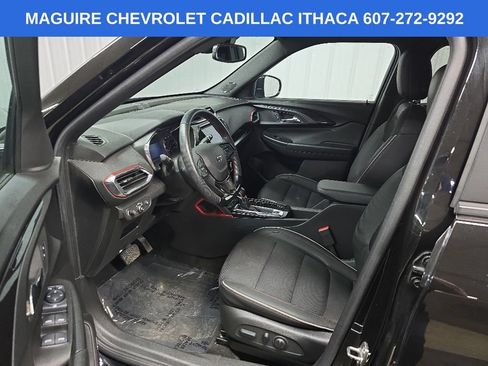 Used 2022 Chevrolet TrailBlazer RS w/ Technology Package AWD/4WD image 29