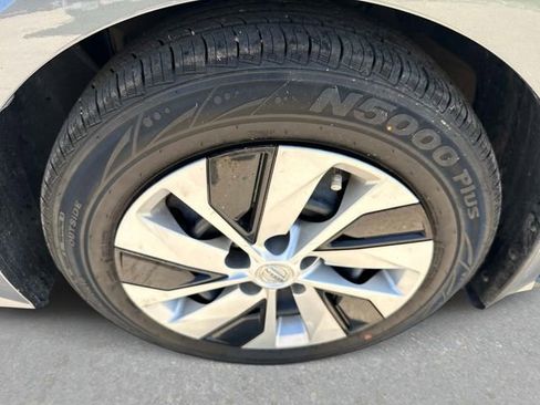 Used 2020 Nissan Altima 2.5 S image 10