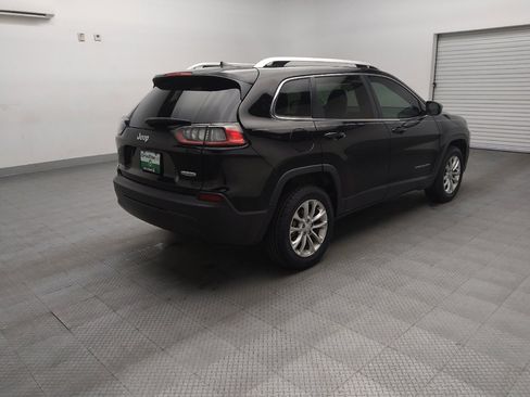 Used 2019 Jeep Cherokee Latitude w/ Popular Appearance Group FWD image 9
