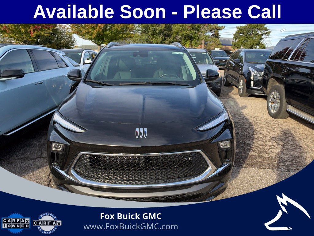 Used 2025 Buick Encore GX Sport Touring w/ Comfort Package AWD/4WD image 2