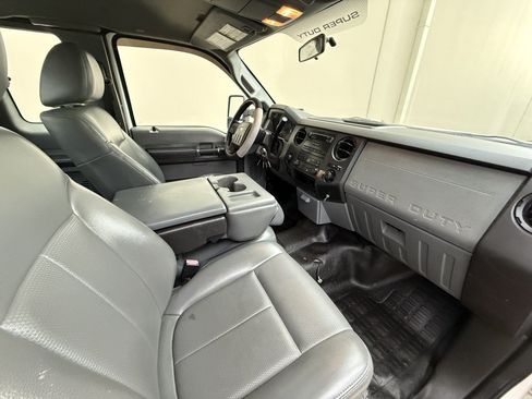 Used 2011 Ford F250 XL w/ PWR Equipment Group RWD image 13