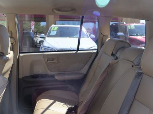 Used 2005 Toyota Highlander 4WD V6 image 25
