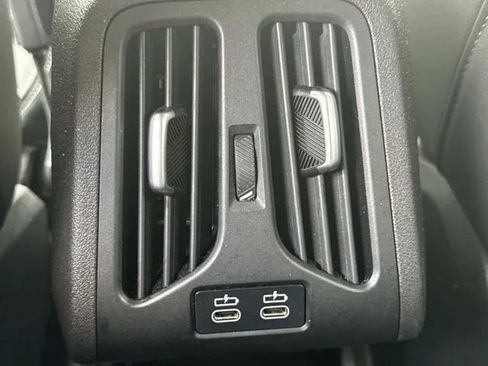 Used 2025 BMW X1 xDrive28i AWD/4WD image 24