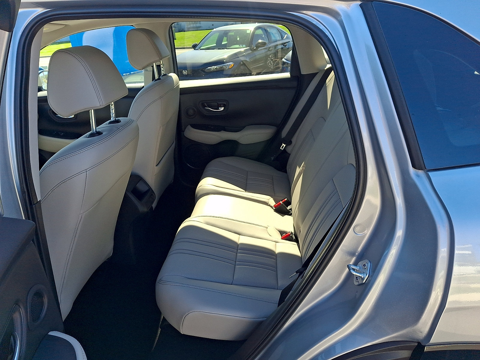 New 2027 Honda HR-V EX-L image 5