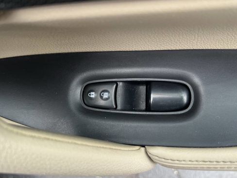 Used 2015 Nissan Rogue SL w/ SL Premium Package image 20