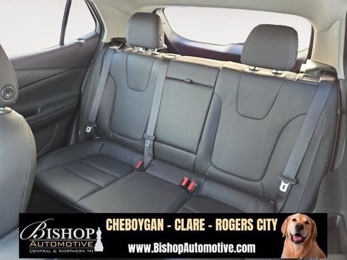 Used 2021 Buick Encore GX Essence image 22