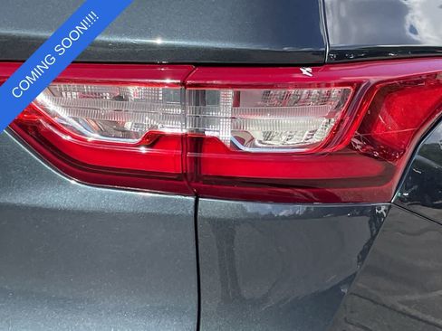 Used 2019 Chevrolet Traverse LT w/ LT Premium Package AWD/4WD image 41