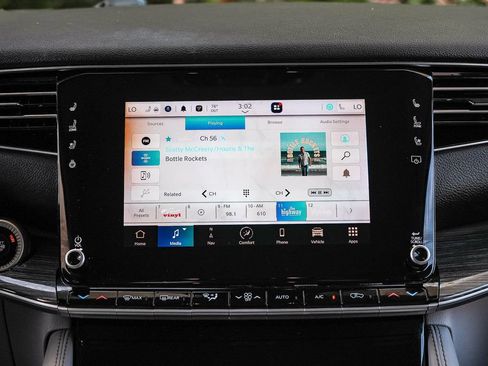 Used 2022 Jeep Wagoneer Series II RWD image 14
