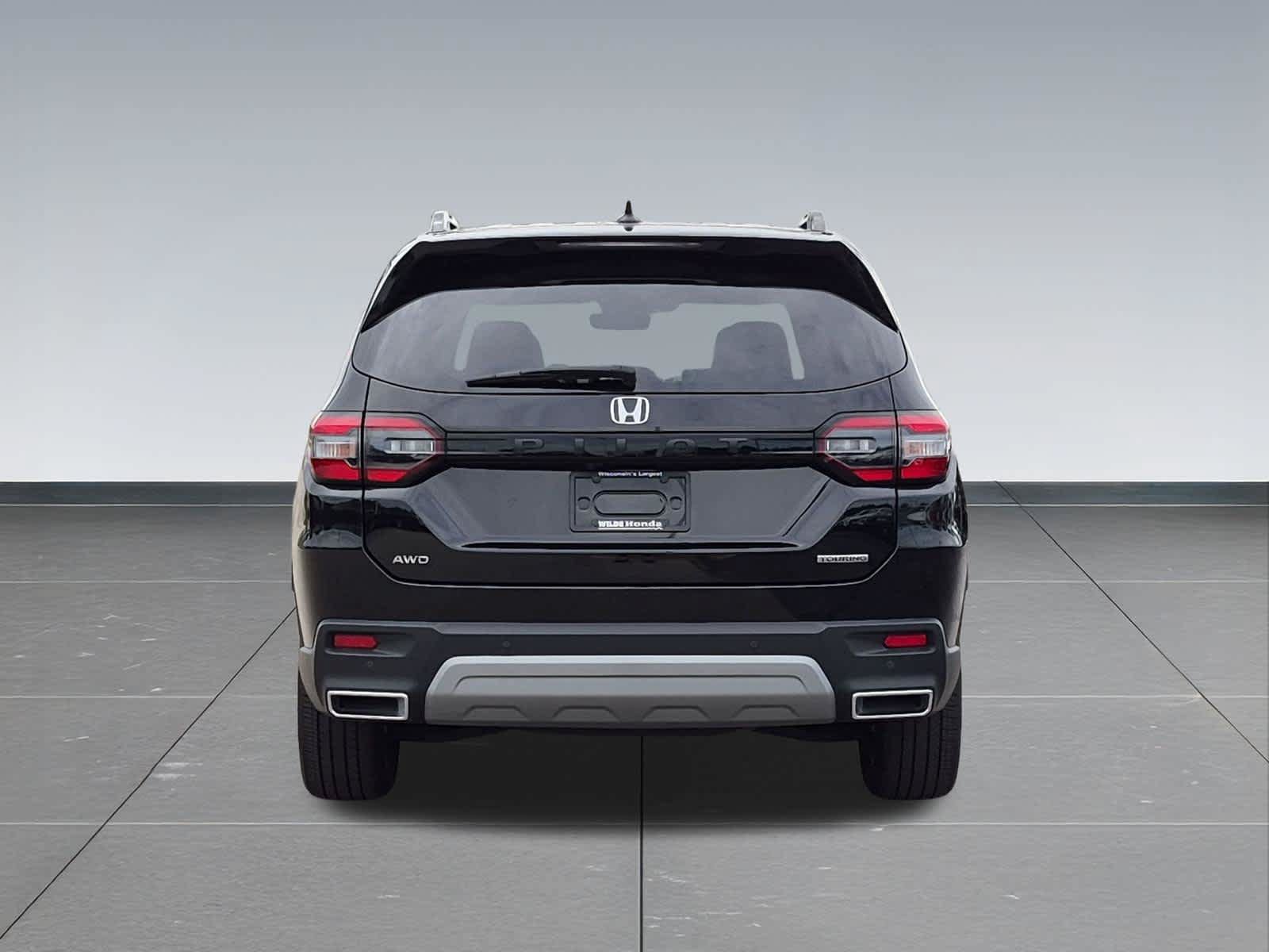 Certified 2025 Honda Pilot Touring image 5