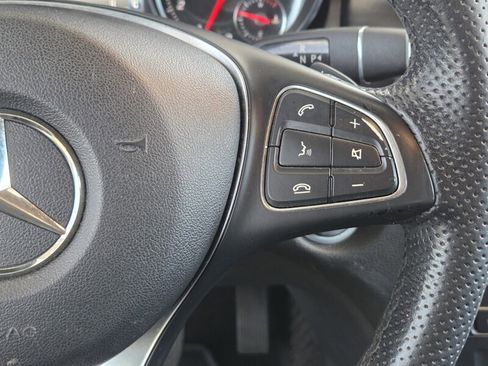 Used 2019 Mercedes-Benz GLA 250 image 26