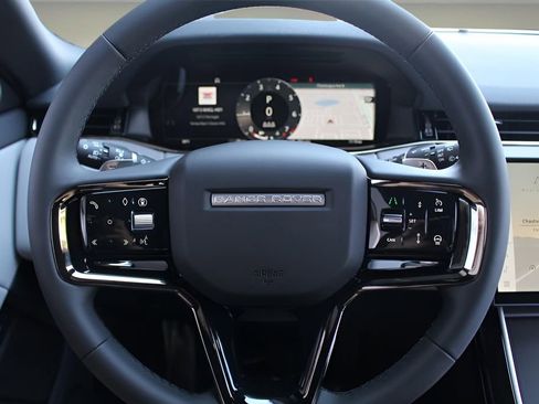 Used 2026 Land Rover Range Rover Evoque S AWD/4WD image 19