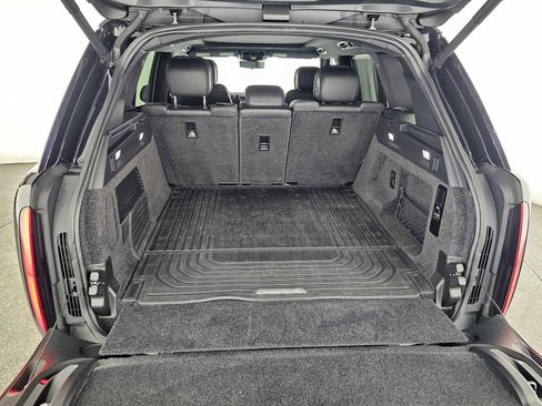 Used 2023 Land Rover Range Rover SE image 14