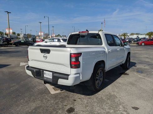 Certified 2025 Nissan Frontier SV w/ SV Convenience Package image 5