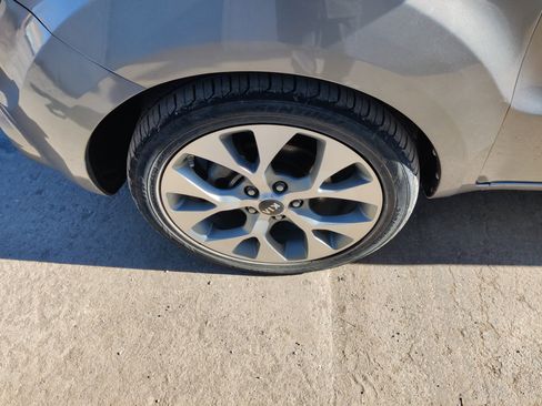 Used 2012 Kia Soul ! w/ Premium Pkg image 9