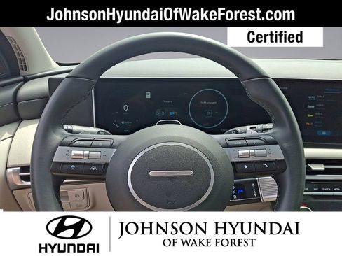 Used 2025 Hyundai Tucson SEL AWD/4WD image 16