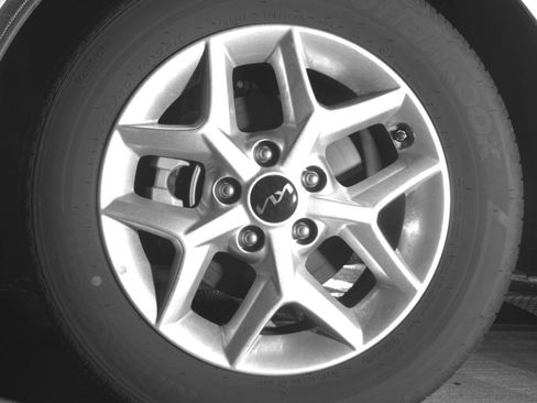 Used 2025 Kia Soul LX w/ LX Technology Package FWD image 15