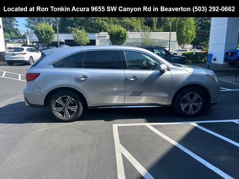 Used 2017 Acura MDX SH-AWD image 3