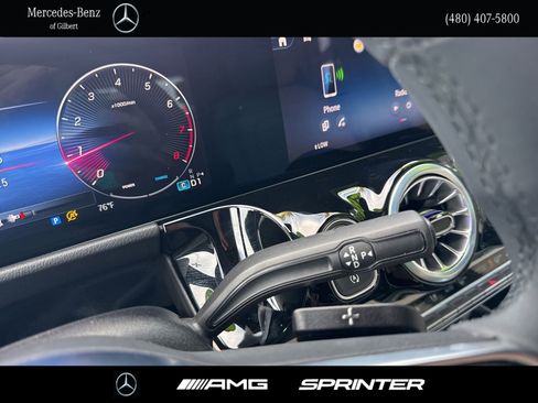 Certified 2025 Mercedes-Benz GLA 250 image 27