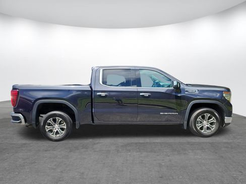 Used 2026 GMC Sierra 1500 SLT RWD image 2