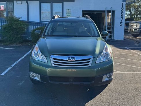 Used 2012 Subaru Outback 2.5i Premium AWD/4WD image 4