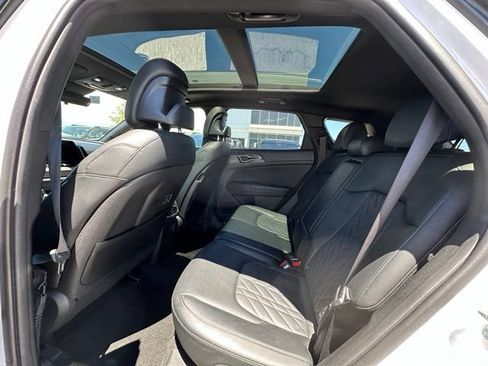 Used 2023 Kia Sportage X-Pro Prestige AWD/4WD image 14