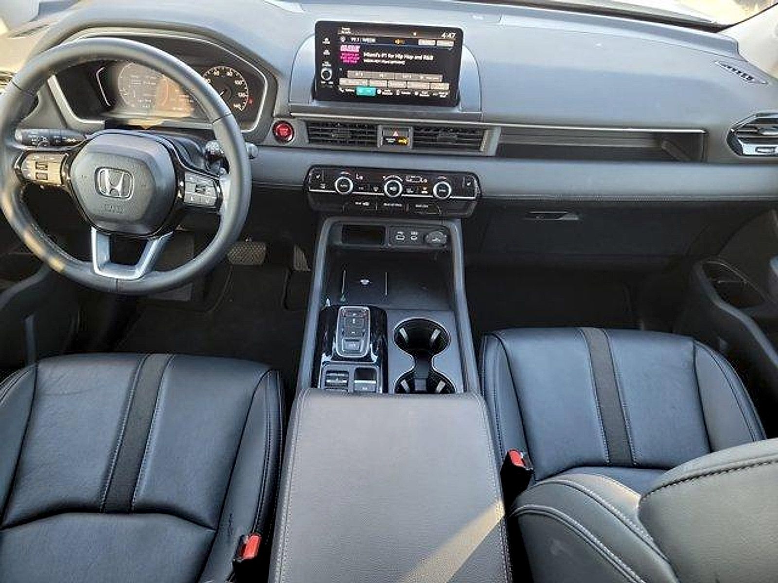 Used 2024 Honda Pilot EX-L image 11