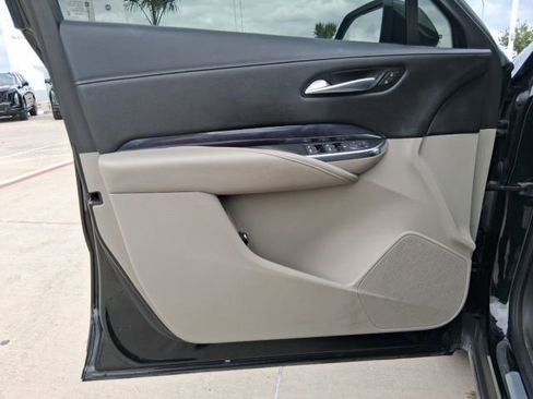 Used 2023 Cadillac XT4 Luxury image 18