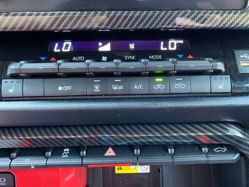Used 2025 Toyota Tundra SR5 w/ SR5 Premium Package AWD/4WD image 10