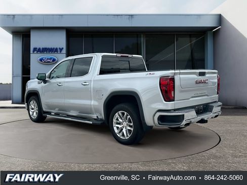 Used 2021 GMC Sierra 1500 SLT w/ SLT Premium Plus Package AWD/4WD image 4