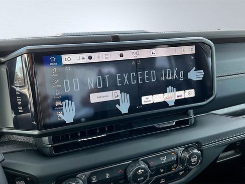 New 2026 Jeep Gladiator Sport image 9