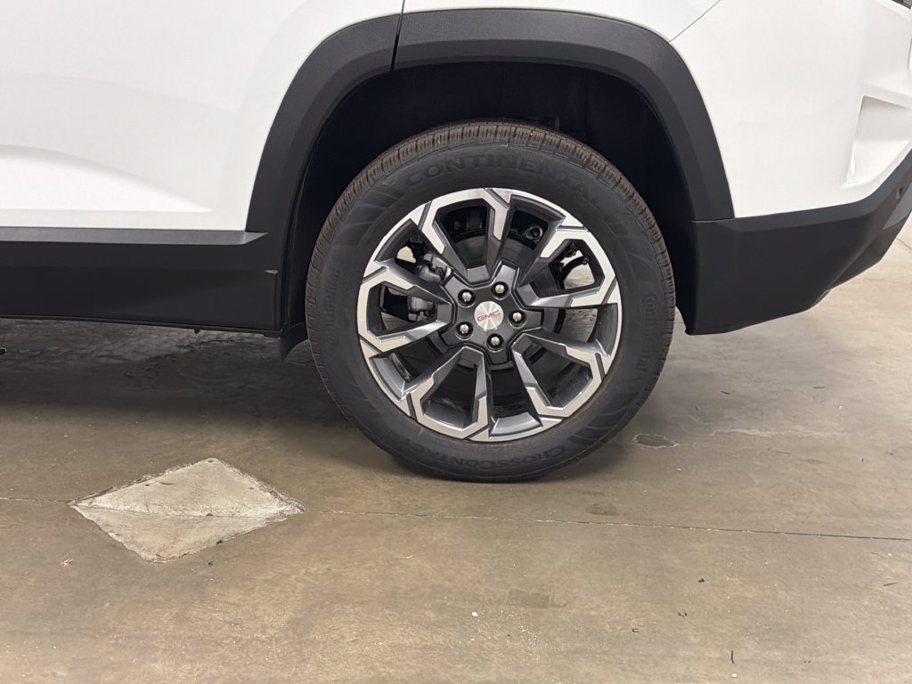 New 2027 GMC Terrain Elevation w/ Elevation Premium Package FWD image 10