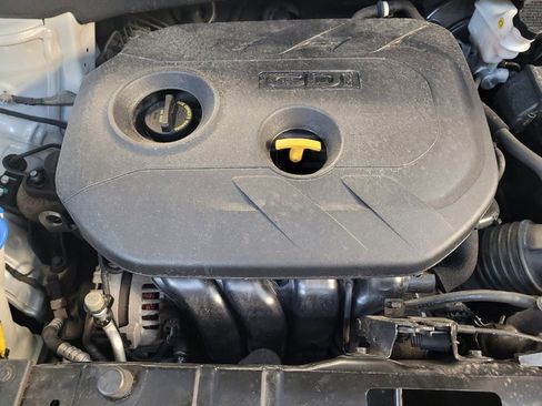 Used 2018 Kia Soul + FWD image 30