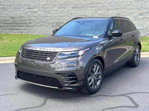 Used 2026 Land Rover Range Rover Velar Dynamic SE AWD/4WD image 2