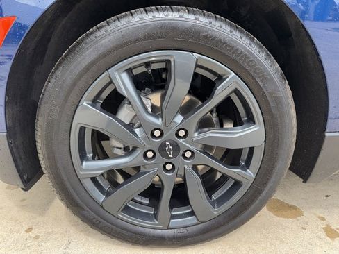 Used 2022 Chevrolet Equinox RS w/ RS Leather Package FWD image 41