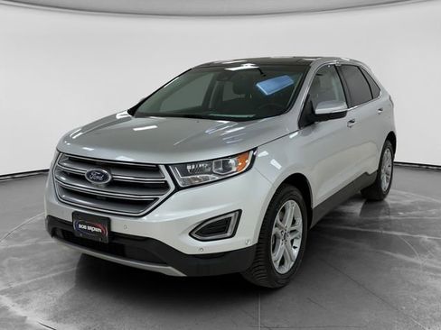 Used 2018 Ford Edge Titanium w/ Equipment Group 302A image 7
