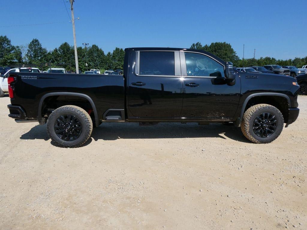 New 2026 Chevrolet Silverado 2500 LT w/ Trail Boss Package AWD/4WD image 3
