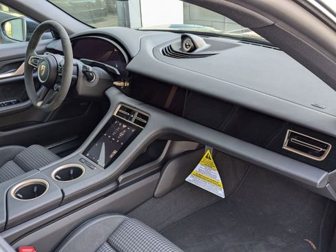 New 2025 Porsche Taycan 4S image 26