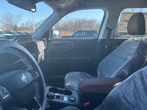 New 2026 Ford Bronco Sport Outer Banks w/ Sasquatch Outer Banks Package image 29