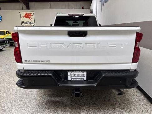 Used 2023 Chevrolet Silverado 2500 W/T w/ WT Convenience Package AWD/4WD image 8