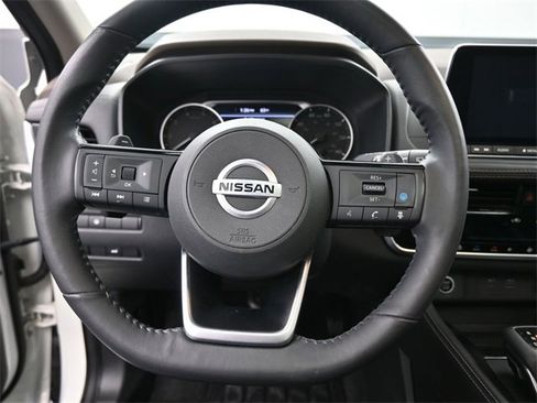 Used 2021 Nissan Rogue SL image 7