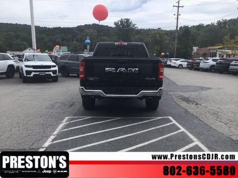 Used 2025 RAM 1500 Big Horn AWD/4WD image 4
