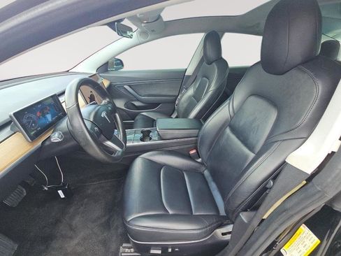 Used 2019 Tesla Model 3 Long Range RWD image 4